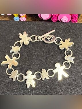 Paper Dolls Style Toggle 925 Bracelet